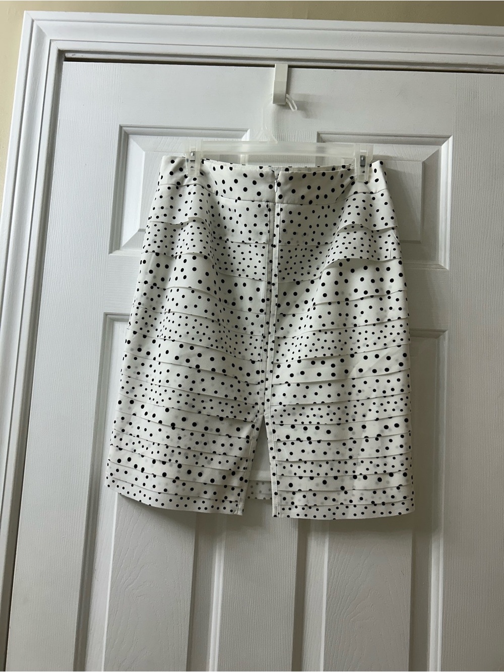 WHBM Polka Dot Pleated A-Line Skirt - White with Black Dots - Picture 2 of 6